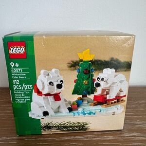LEGO Wintertime Polar Bears Set - 40571